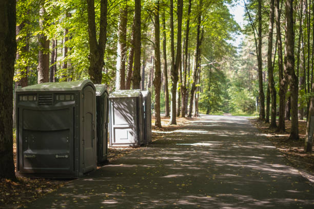 Best Porta potty delivery and setup  in Charlotte, MI