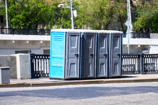 Best Portable toilet rental cost  in Charlotte, MI